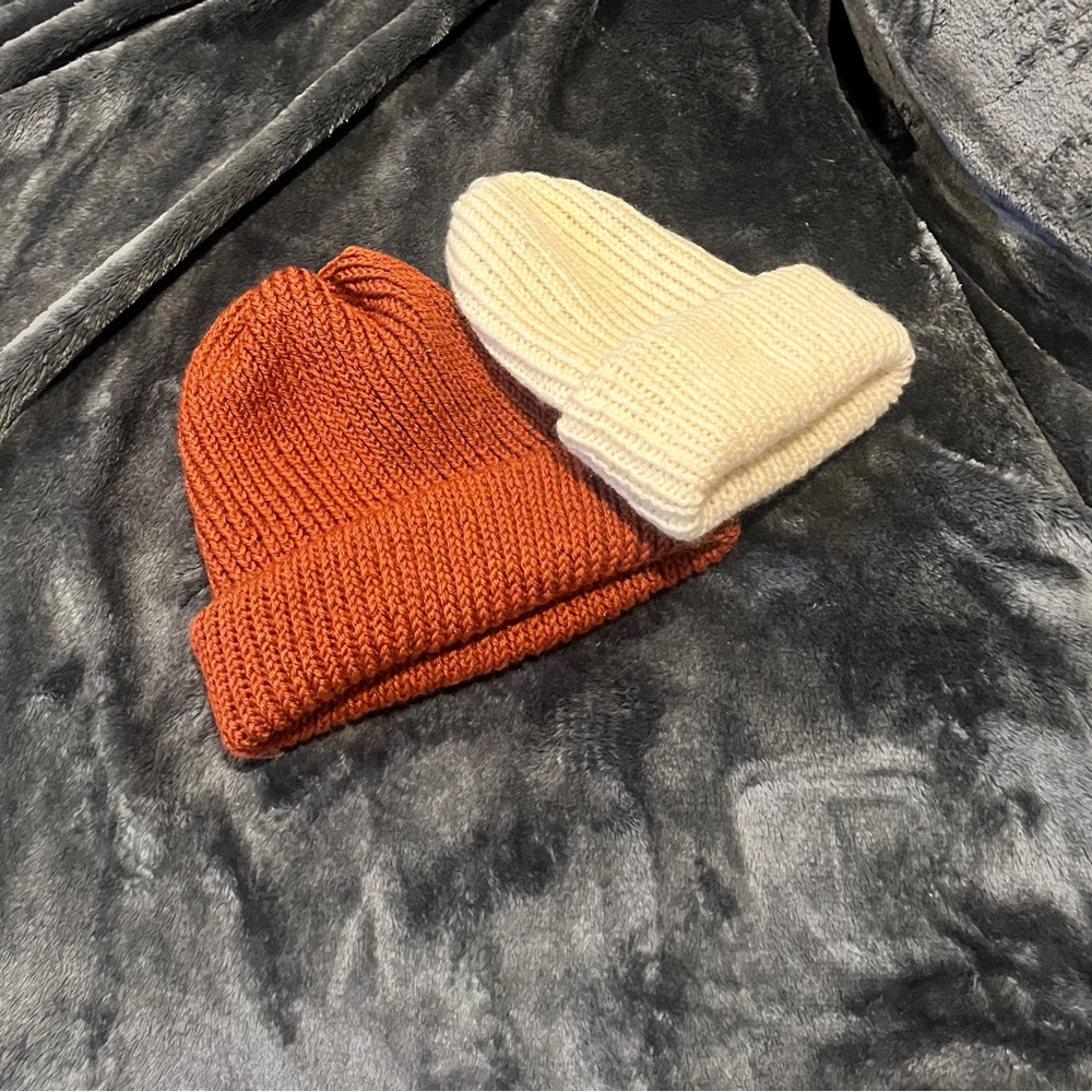 individual order available in other colors and choice of thread